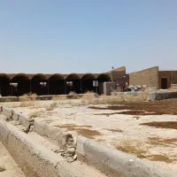 زمین چهار دیواری چهار بر ۵۷۰۰۰متری