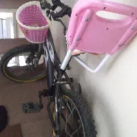 دوچرخه بچگانه مشکی و صورتی
