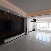 100متر2خواب/طالقانی/نوساز/پرداخت اقساط/روبه خیابان