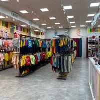 فروشنده خانم و آقا