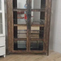 ویترین آهنی