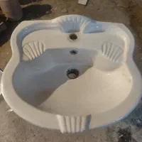 روشویی همراه پایه