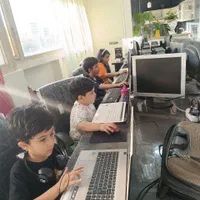 آموزش برنامه نویسی کودکان (اسکرچ)