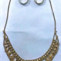 فروش گردنبند و گوشواره در حد نو