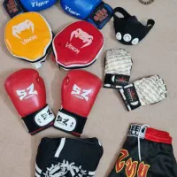 لوازم ورزشی دستکش ومیت بوکس