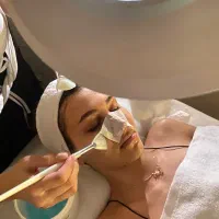 تخفیف خدمات پاکسازی و فیشیال حرفه ای