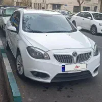 برلیانس ۳۲۰ اتوماتیک