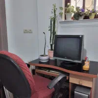 میز کامپیوتر ( میز تحریر )با صندلی ۳۷۰۰۰۰۰ تومان|میز تحریر و کامپیوتر|لنگرود, |دیوار