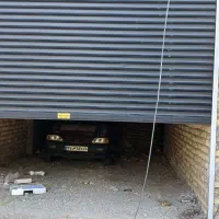 درب کرکره علیزاده در قوچان با چندین سال سابقه