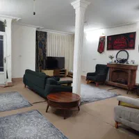 ملک ویلایی ،میدان جانبازان جنب کلینیک تخصصی سینا