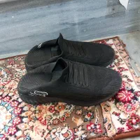 کفش کتانی عوض شده