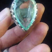 انگشتر نقره دست ساز نگین زمرد کاهویی