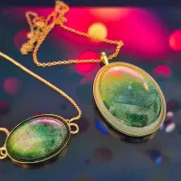 نیم ست گردنبند و دستبند رزینی