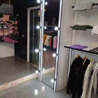 آینه قدی لامپ دار