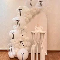 بادکنک آرایی و تم تولد