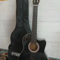 گیتار دیاموند + کاور در حد نو