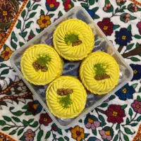 یک نفر نیروی کار خانم