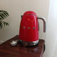 کتری برقی اسمگ  smeg