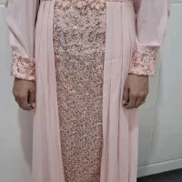 پیراهن مجلسی|لباس|قم, باغ شریفی|دیوار