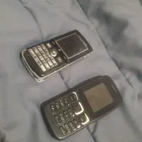 دو عدد گوشی ساده وk 750سالم...