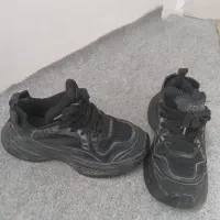 کفش بالنسیا رنگ خاص(مشکی مات )