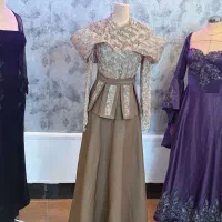 آموزش ودوخت و دوز تخصصی لباس شب و عروس