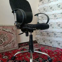 صندلی گردون جک دار و صندلی فلزی با روکش چرم