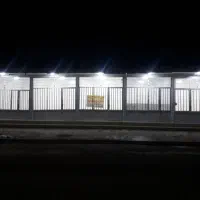مغازه تجاری بهر خیابان اصلی