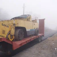 کمرشکن پلدار ۲ محور. جابجایی ماشین الات راه سازی