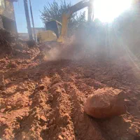 خاکبرداری، مینی بیل، بابکت ، خاک باغچه، کود مرغوب|خدمات حمل و نقل|رودهن, |دیوار