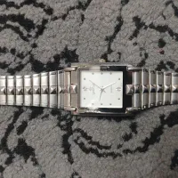 ساعت|ساعت|شاهین‌شهر, عطار|دیوار