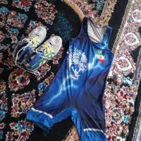 لباس کشتی و کفش
