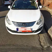 جک جی ۴ سفید مدل ۱۴۰۲