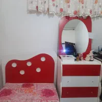 تخت ومیز ارایش|تخت و سرویس خواب|اردبیل, |دیوار