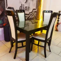 میز نهار خوری مفت گذاشتم