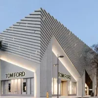 ۸۰ متر مغازه تجاری با سرویس حاشیه بلوار استقلال