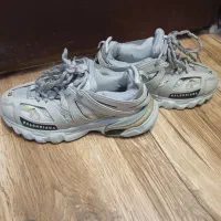 کتونی سایز39 بلنسیاگا