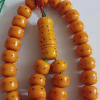 تسبیح کهربا تراش شلغمی و سندلوس خالدار سنگین|بدلیجات|تهران, زمزم|دیوار