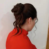 میکاپ و شنیون و بافت مو فقط 200|خدمات آرایشگری و زیبایی|بیرجند, |دیوار