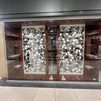 رهن-و-اجاره-مغازه-با-دکوراسیون-روبروی-دریاکنار