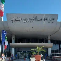 مغازه-رو-به-رو-ترمینال-جنوب-با-گذر-پر-تردد