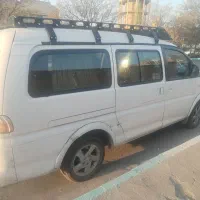 خودروی ون دربستی