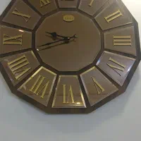 ساعت دیواری