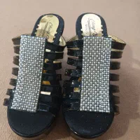 ۴ جفت کفش در حد نو هر ۴ جفت سایز ۳۷|کیف، کفش، کمربند|شاهین دژ, |دیوار