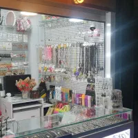 رهن و اجاره مغازه پارامونت|اجارهٔ مغازه و غرفه|شیراز, زند|دیوار