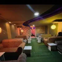 کافی‌شاپ با همه ی امکانات