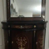 کنسول و آینه