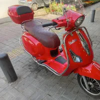 وسپا ویستا قرمز اسکوتر ۱۴۰۰ درحد نو کم کار