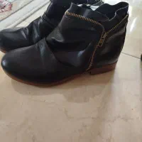 کفش نیم بوت