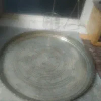 یک عدد سینی  مسی قدیمی